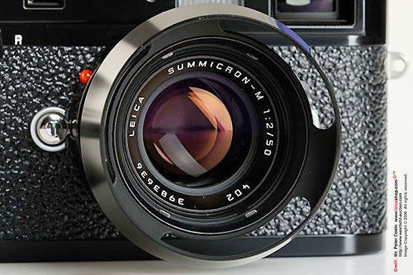 Leica Summicron-M used on the LEICA MP Classic Outfit Set 