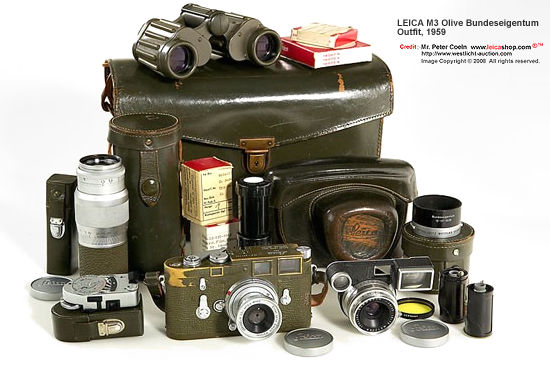 An extra-ordinary set of LEICA M3 Olive green Outfit, 1959 by Leicashop auction team