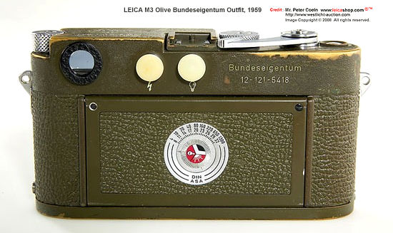 Rear section of the rare Olive green Leica M3 Bundeseigentum with newer Fim reminder disc