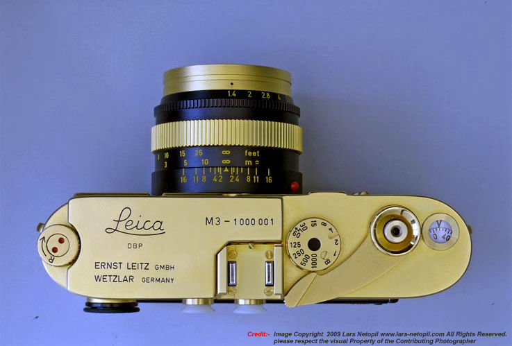 Leica M3-1000001 was presented as a Gold Plated exterior camera of  Alfred Eisenstaedt in 1960 prepared by LARS Netopil
