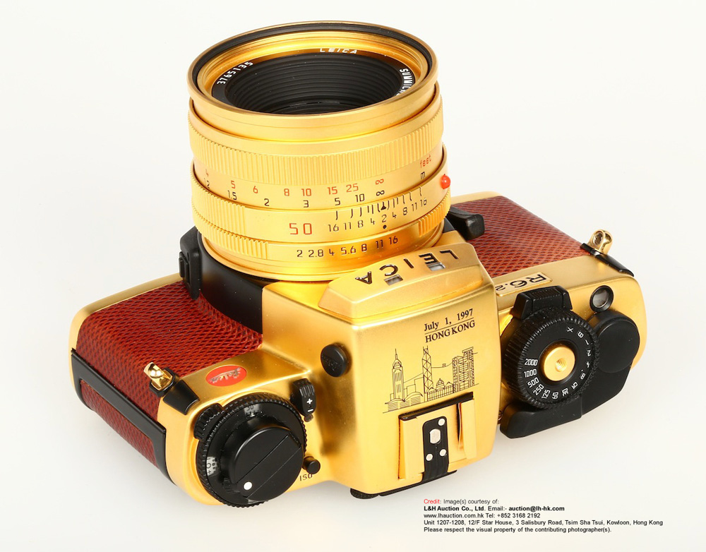 LEICA R6.2 Gold ÒJuly 1, 1997 Hong Kong topview with lens attached