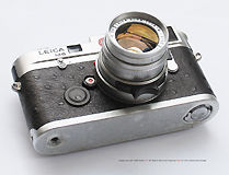 Photo showcase: Leica M6 Classic Year of the Rooster Special / Limited Edition rangefinder camera w/ matching Leica Summicron-M 50mm f/2.0 Rooster edition, 1993