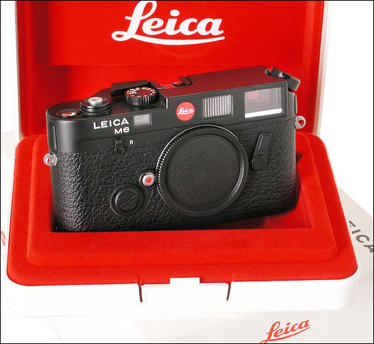 Leica classic M6 black body in original box, 1996