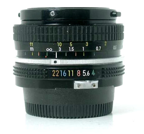 20mmf4.jpg (31k) Loading...