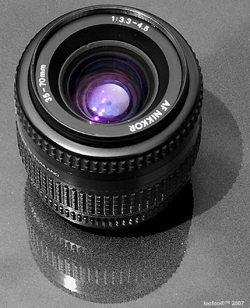 Nikon autofocus 35-70mm f/3.3~4.5s zoom lens