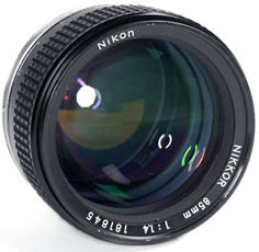 Fast speed Nikon Nikkor 85mm f/1.4 manual focus medium telephoto lens