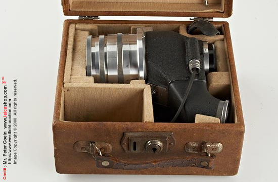 Full leather box to house the Carl Zeiss Jena Sonnar 2.8/18cm for Contax, chrome Olympia-Sonnar with Flektoskop 543/78 (with matching lens number) no.W91205, cable release, rear cap, eye-cup, original case; Year: 1937