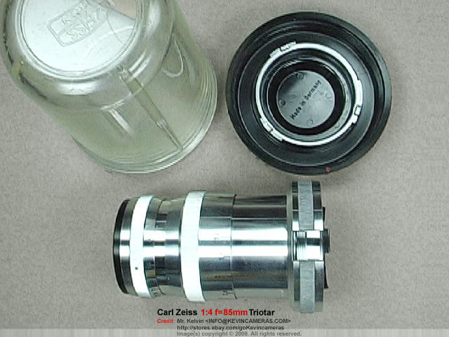 Contax Carl Zeiss JENA Triotar  1:4 f=8.5cm  (85mm f/4.0) black lens, cap and bubble container