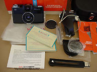 Full setup view of standard accessories for  Zeiss Ikon Hologon ultrawide camera 