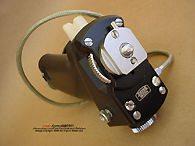 Top mounting plate of the Pistol hand grip of The Zeiss Ikon Hologon ultrawide camera