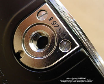 The S?N number engraved on the metal base plate of the tripod socket of the Hologon camera