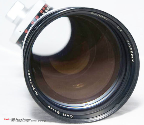 Carl Zeiss  250mm f/4.0 Olympia Sonnar frnt lens element view