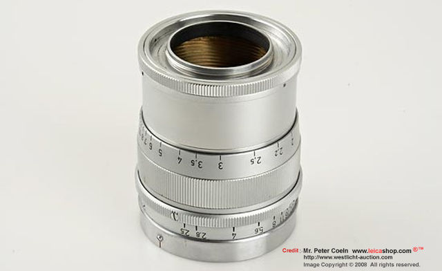 Inverse view, Leica/Leitz 2.5/125mm Wetzlar (late model), 1960 with Wetzlar lens hood HIKOO 