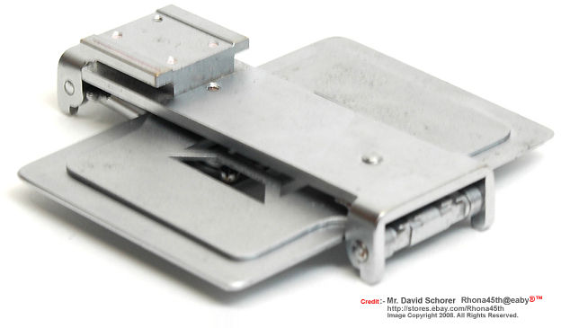 Folded view flat  of a Leica / Leitz Multi-Task Folding Finder / Sport Frame Finder Type cater for 50mm, 90mm and 135mm