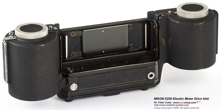 Early NIKON rangefinder version of 250 bulk film back, the Nikon S250