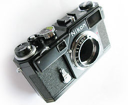 Photo Gallery on Nikon S3 Millennium 2000 Limited Edition Black rangefinder camera