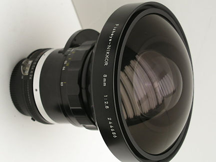 Nikkor8mmf28AISAdorama2.JPG