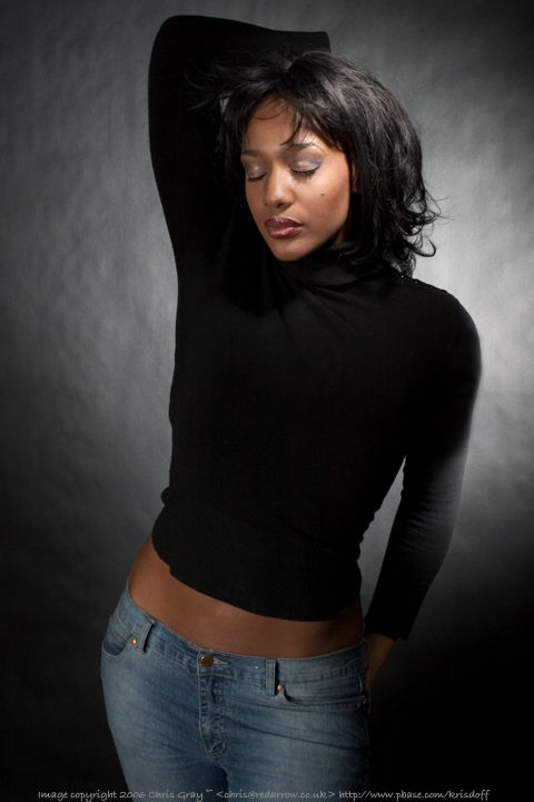 Studio Portraiture by Chris Gray, UK 48k Jpeg Loading ....