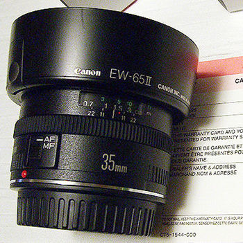 lens hood (EW-65II) of the EF 35mm f/2.0 