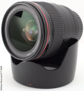 Canon35mm f/1.4L with lens hood EE-78C
