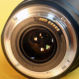 rear lens mount of Canon EF 75-300mm f/4.5~5.6 MK II IS USM tele-zoom lense Loading ......