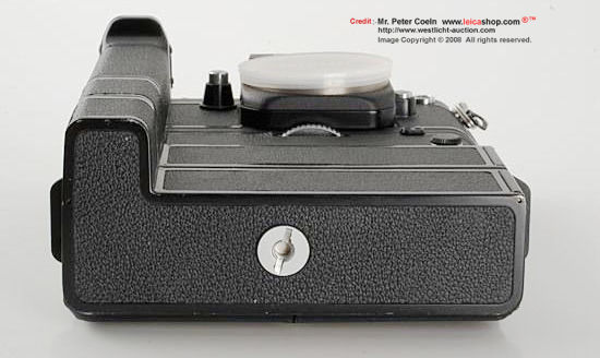 Base section on Nikon F2/T , 1980