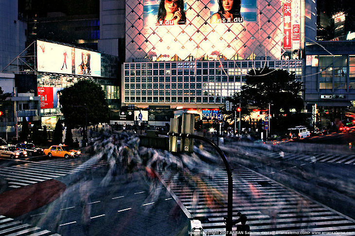 Moving souls near traffic Junction.. by ARRAN Salermo