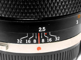 200mmf4old1.jpg