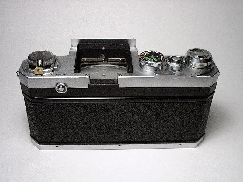 NikonF36RedDOTa.JPG