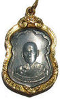 colmedallionAfrontMdm.jpg