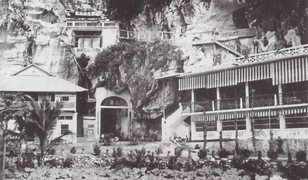 San baotong Buddhist Cave Temple, Ipoh, Peark, Malaysia 