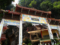 San Bao Dong Buddhist Cave Temple, Ipoh, Perak, Malaysia Site LINK