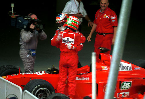 Big Hug and a good gesture.jpg (25k) Loading...