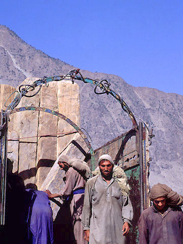 Loading ......  50k ............