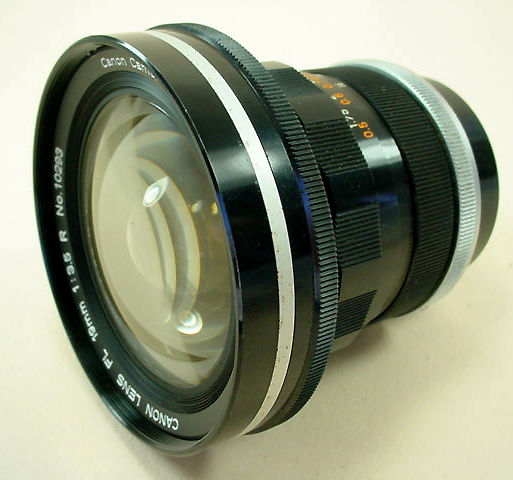 Canon FL 19mm f/3.5 R ultrawide angle lense